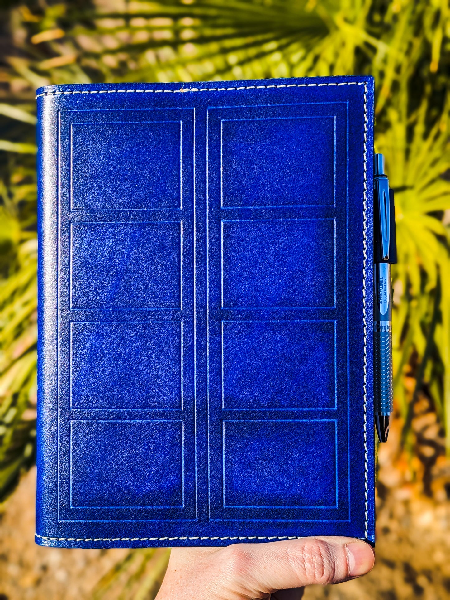 Doctor Who: TARDIS Notebook Cover