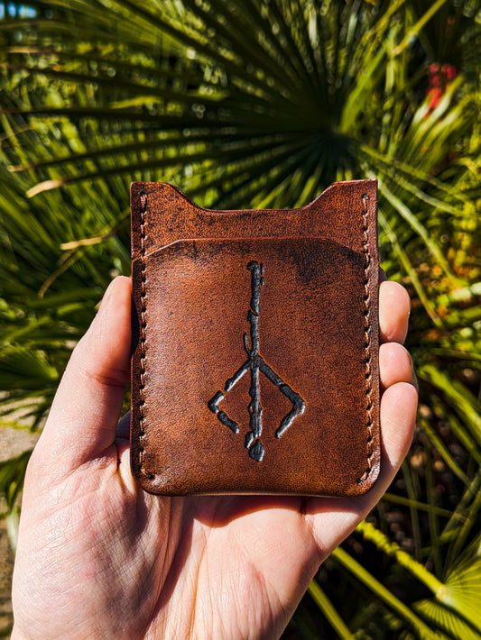 Bloodborne: Hunter's "Pygmy" - Vertical Card Wallet