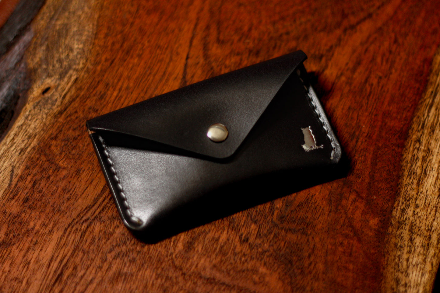 The Burrow - Snap Card Wallet