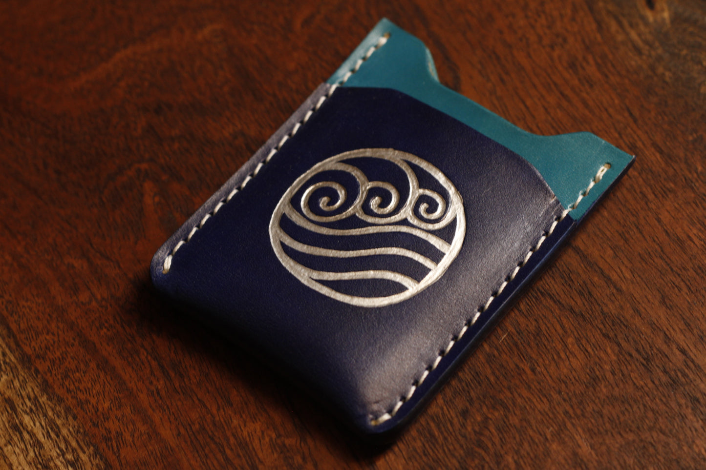 Avatar Water Element "Pygmy" - Vertical Card Wallet