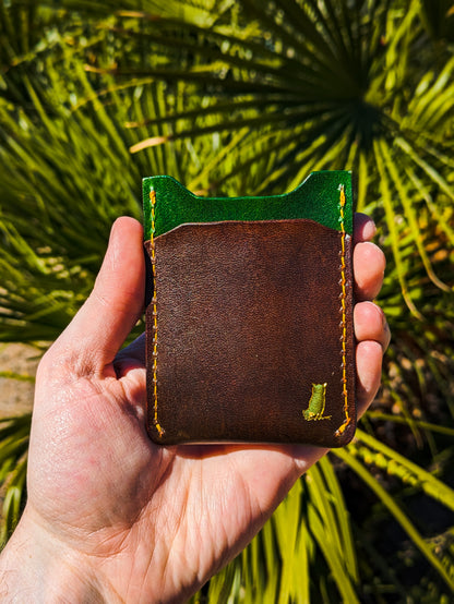 Avatar Earth Element "Pygmy" - Vertical Card Wallet