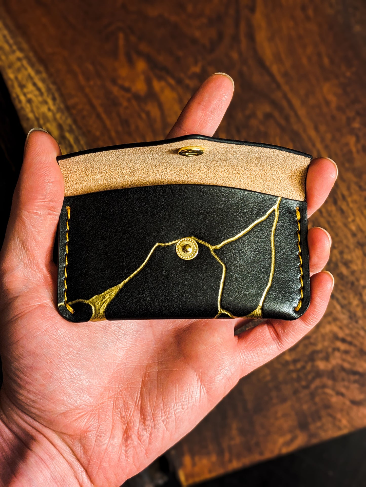 Kintsugi "Burrow" - Snap Card Wallet