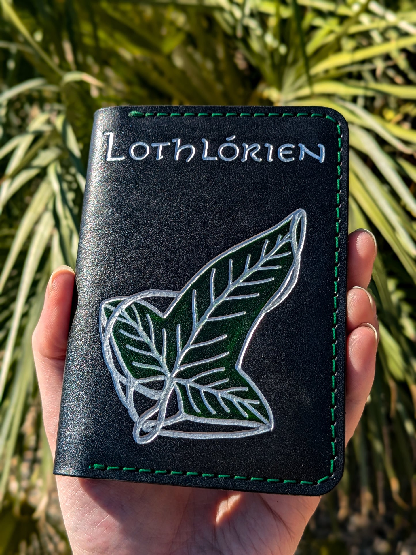 LotR: Lothlorien "Boreal" - Passport Wallet