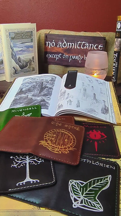 LotR: The Shire "Boreal" - Passport Wallet